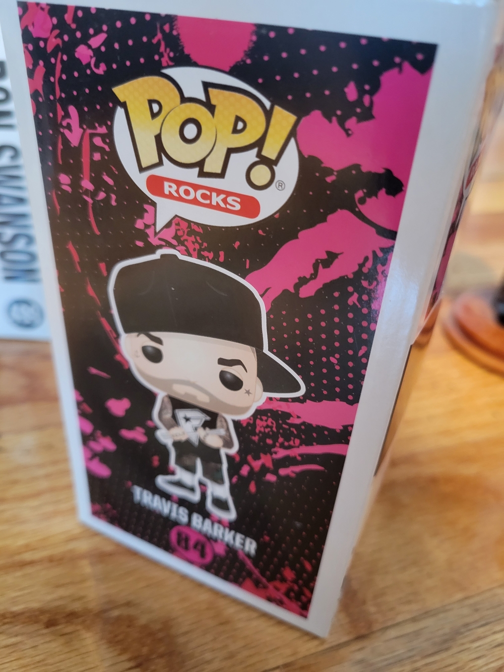 Funko Rocks Travis Barker Vinyl Figure - Picture 3 of 4